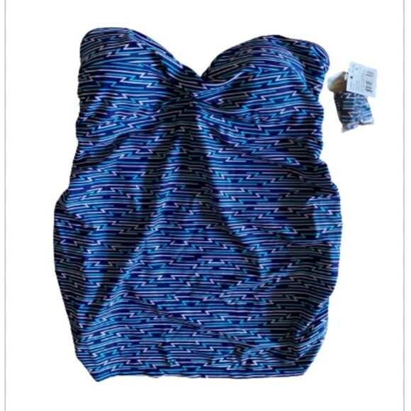 Beach Bump Other - NWT Beach Bump Maternity Swim Tankini Top Blue Print Detachable Strap Size M